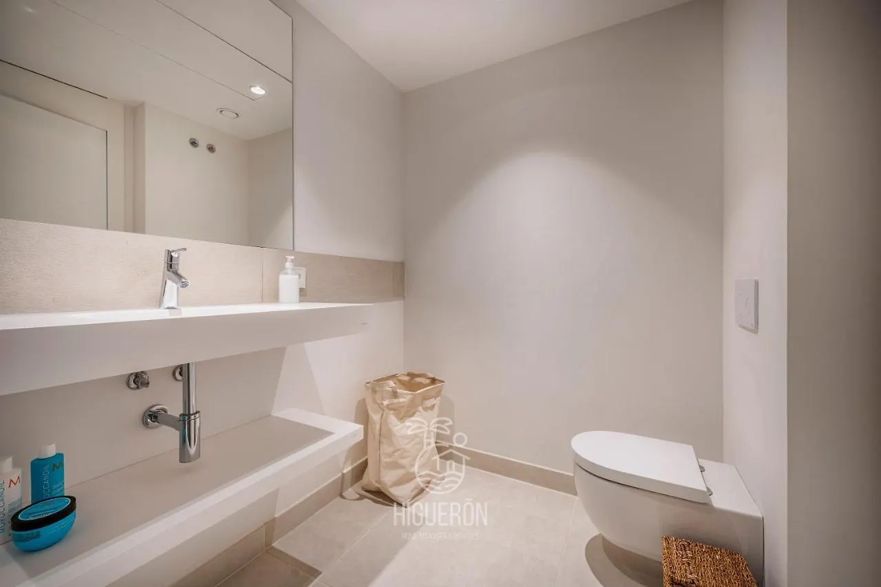 דירה מאלגה Higueronrentals Casa Kiki