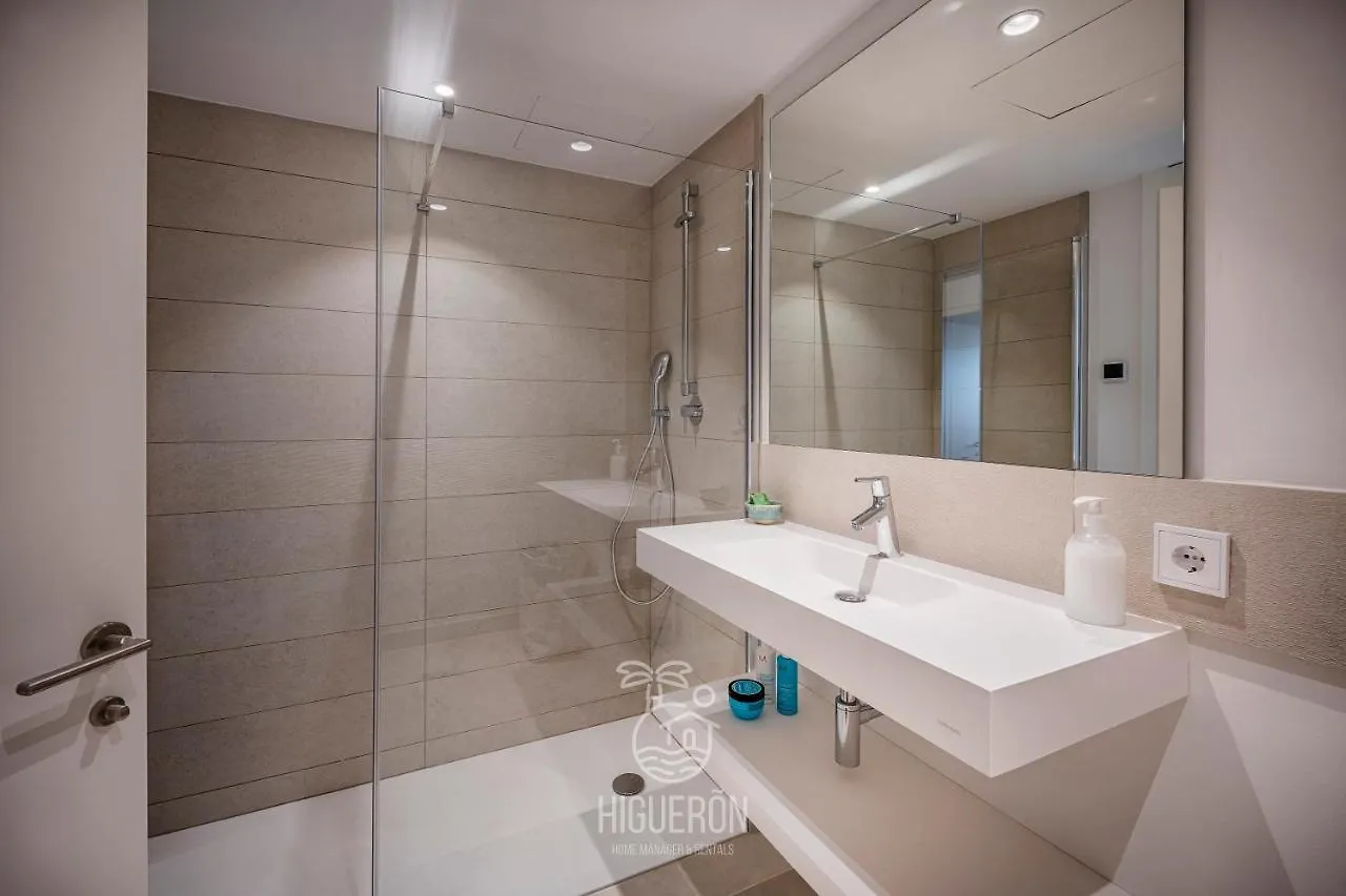 מאלגה Higueronrentals Casa Kiki
