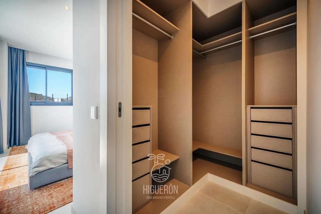 דירה מאלגה Higueronrentals Casa Kiki ספרד