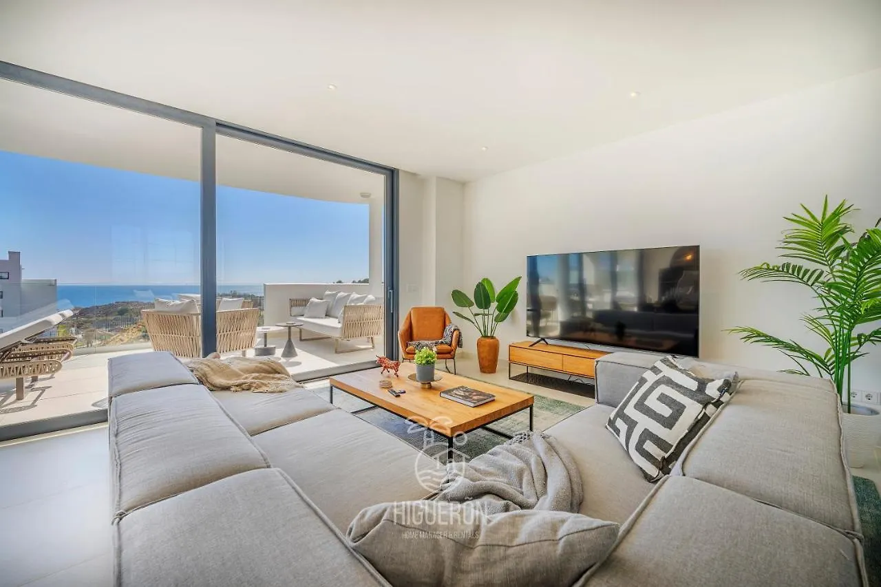 Contactos de Exclusive. Best location. Sea views. Higueron West